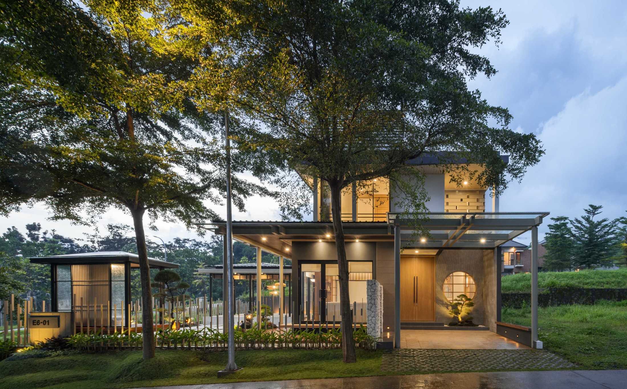Arnold Iskandar G Intan Zen Inspired Villa Jl. Raya Surabaya - Malang No.km. 48, Bulukandang, Kec. Prigen, Pasuruan, Jawa Timur 67156, Indonesia Jl. Cendrawasih, Kel Rijali, Kec. Sirimau, Kota Ambon, Maluku, Indonesia Arnold-Iskandar-G-Intan-Zen-Inspired-Villa  218063