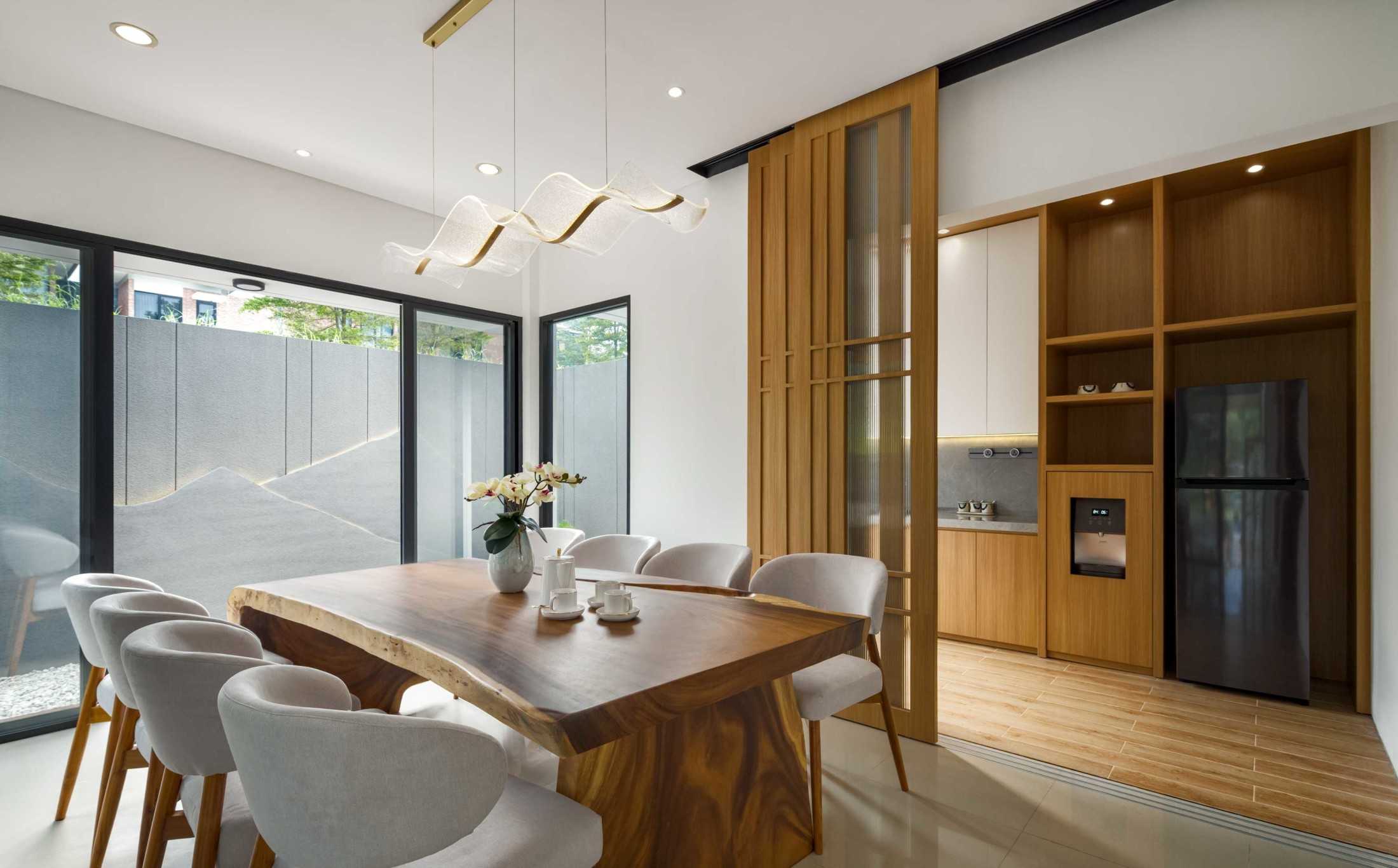 Arnold Iskandar G Intan Zen Inspired Villa Jl. Raya Surabaya - Malang No.km. 48, Bulukandang, Kec. Prigen, Pasuruan, Jawa Timur 67156, Indonesia Jl. Cendrawasih, Kel Rijali, Kec. Sirimau, Kota Ambon, Maluku, Indonesia Arnold-Iskandar-G-Intan-Zen-Inspired-Villa  218067
