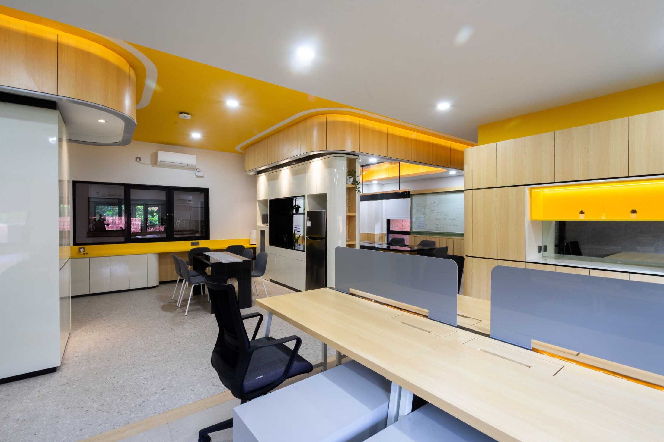 Studio Slenpan Kantor Kelompok Riset Lalu Lintas Psikologi Ui Jl. Lkr. Kampus Raya Jl. Prof. Dr. R Slamet Iman Santoso, Pondok Cina, Kecamatan Beji, Kota Depok, Jawa Barat 16424, Indonesia Jl. Lkr. Kampus Raya Jl. Prof. Dr. R Slamet Iman Santoso, Pondok Cina, Kecamatan Beji, Kota Depok, Jawa Barat 16424, Indonesia Studio-Slenpan-Kantor-Kelompok-Riset-Lalu-Lintas-Psikologi-Ui  217295