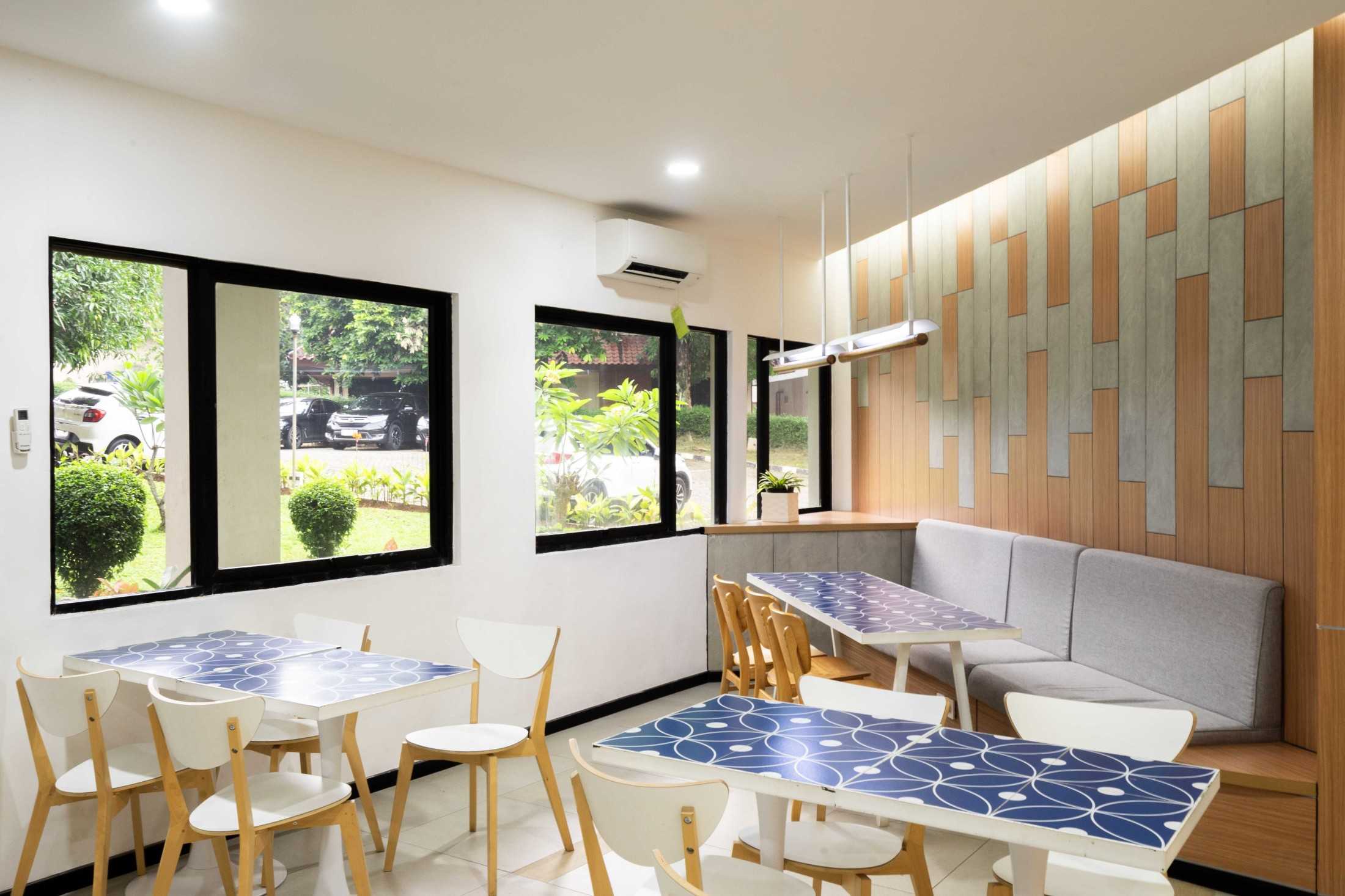 Studio Slenpan Ruang Makan Staf Dekanat Psikologi Ui Jl. Lkr. Kampus Raya Jl. Prof. Dr. R Slamet Iman Santoso, Pondok Cina, Kecamatan Beji, Kota Depok, Jawa Barat 16424, Indonesia Jl. Lkr. Kampus Raya Jl. Prof. Dr. R Slamet Iman Santoso, Pondok Cina, Kecamatan Beji, Kota Depok, Jawa Barat 16424, Indonesia Studio-Slenpan-Ruang-Makan-Staf-Dekanat-Psikologi-Ui  217372