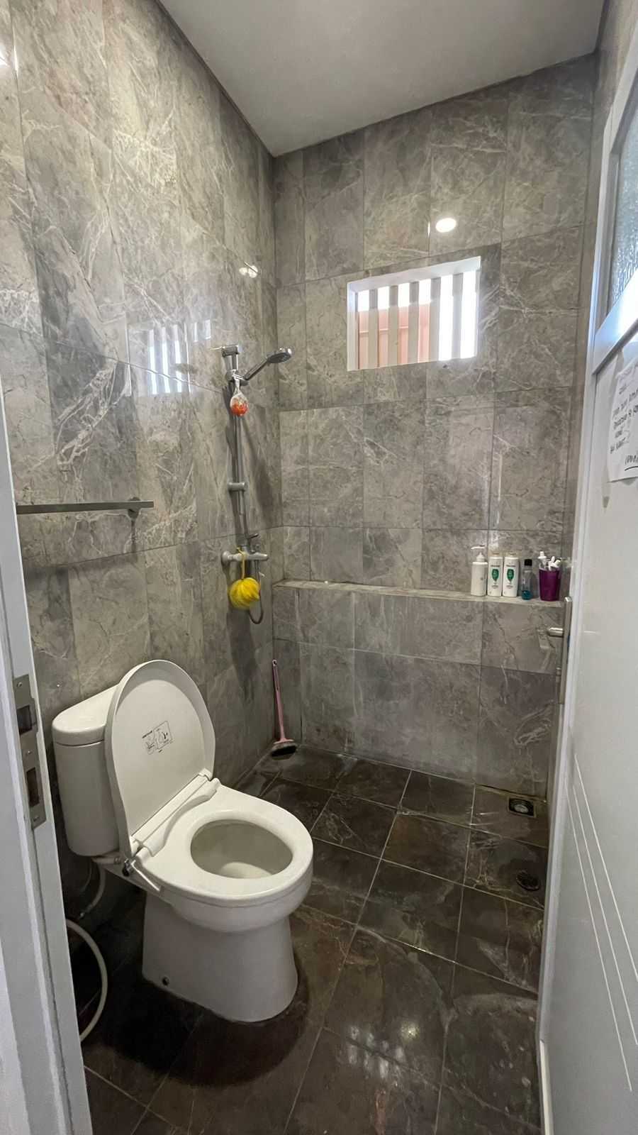 Astabumi Studio Rumah Modern Rm Bandung Bandung, Kota Bandung, Jawa Barat, Indonesia Bandung, Kota Bandung, Jawa Barat, Indonesia Astabumi-Studio-Rumah-Modern-Rm-Bandung  218095
