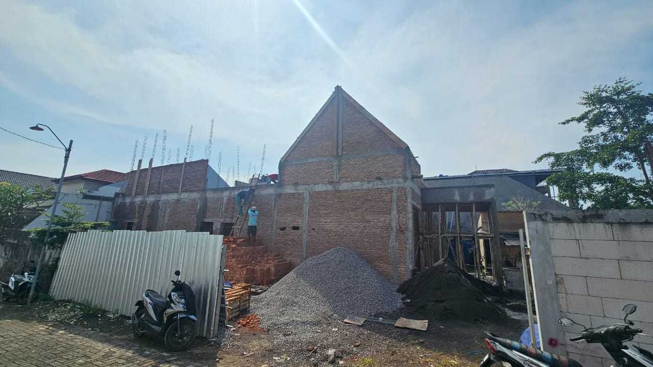 Yohanes Sebastian Munthe Modern House (White House) Jangli, Kec. Tembalang, Kota Semarang, Jawa Tengah, Indonesia Jangli, Kec. Tembalang, Kota Semarang, Jawa Tengah, Indonesia Yohanes-Sebastian-Munthe-Modern-House-White-House  216493