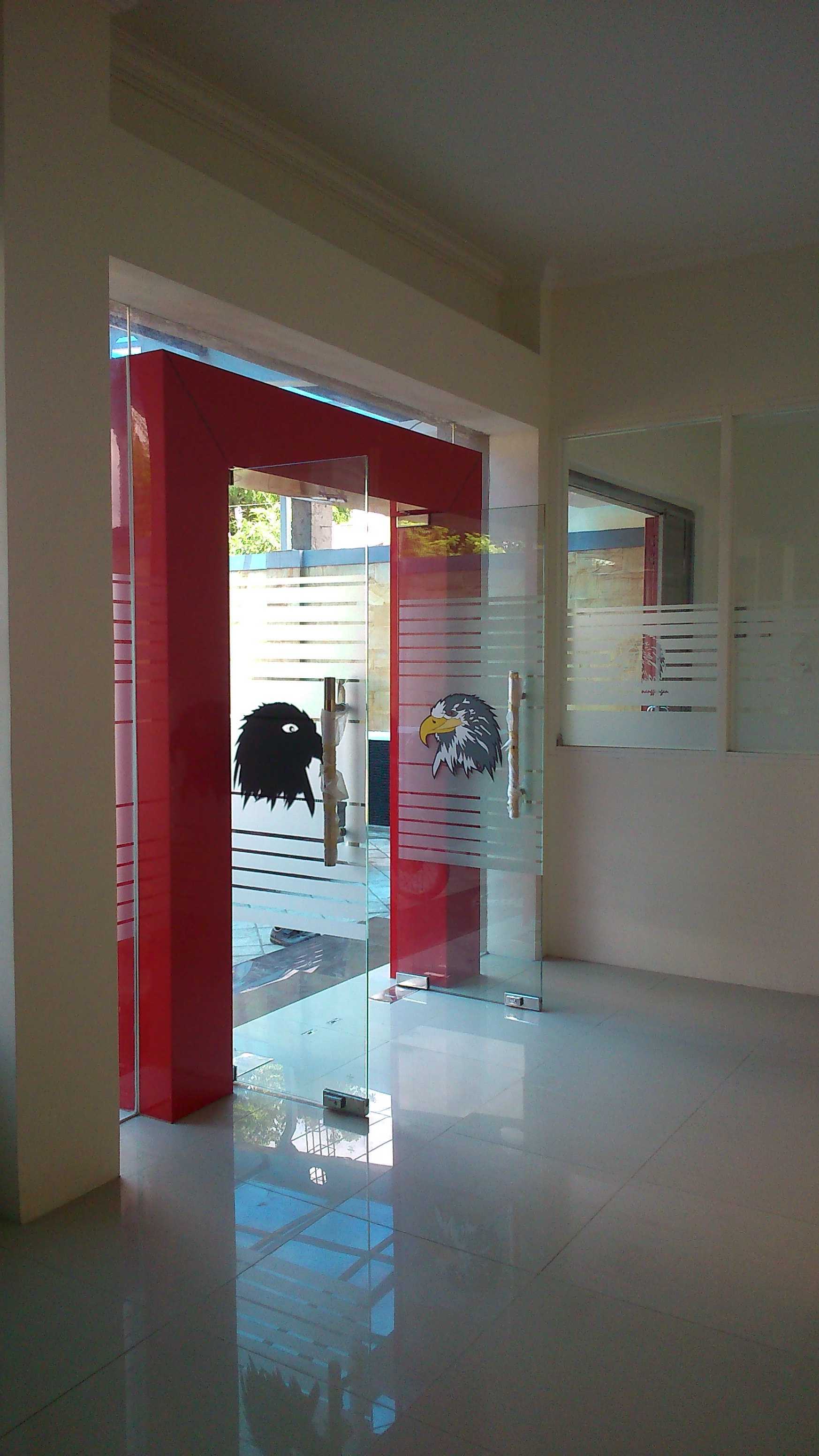 Photo Rajawali Gate KANTOR PTRAJAWALI PENANGGUNGAN 1 Desain Arsitek